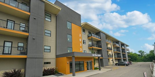 208-2033 Henderson Hwy. North Kildonan