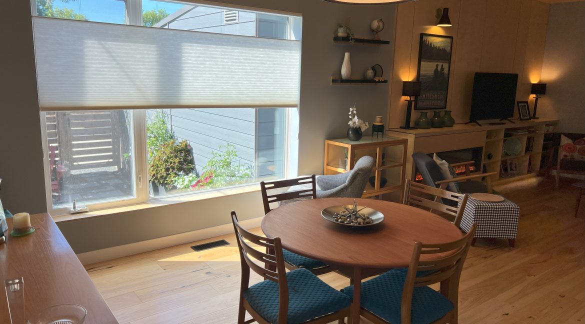 746 Rosseau W 020