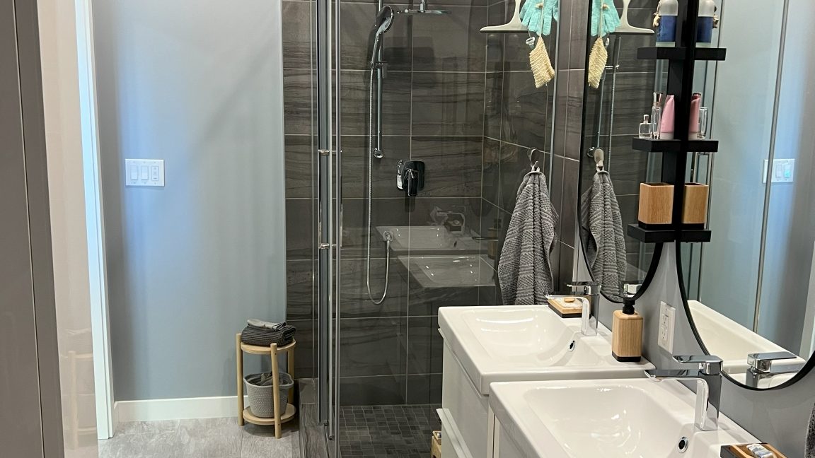 746 Rosseau W 033