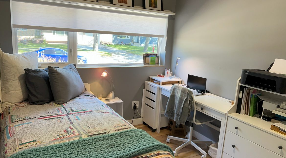 746 Rosseau W 036