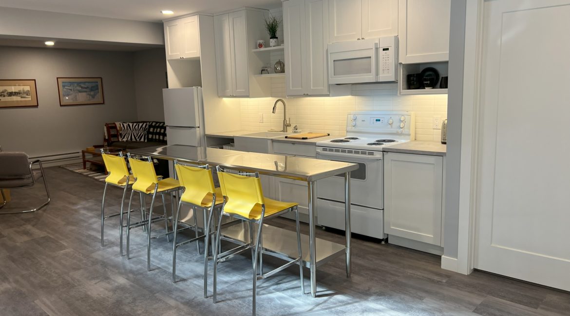 746 Rosseau W 051