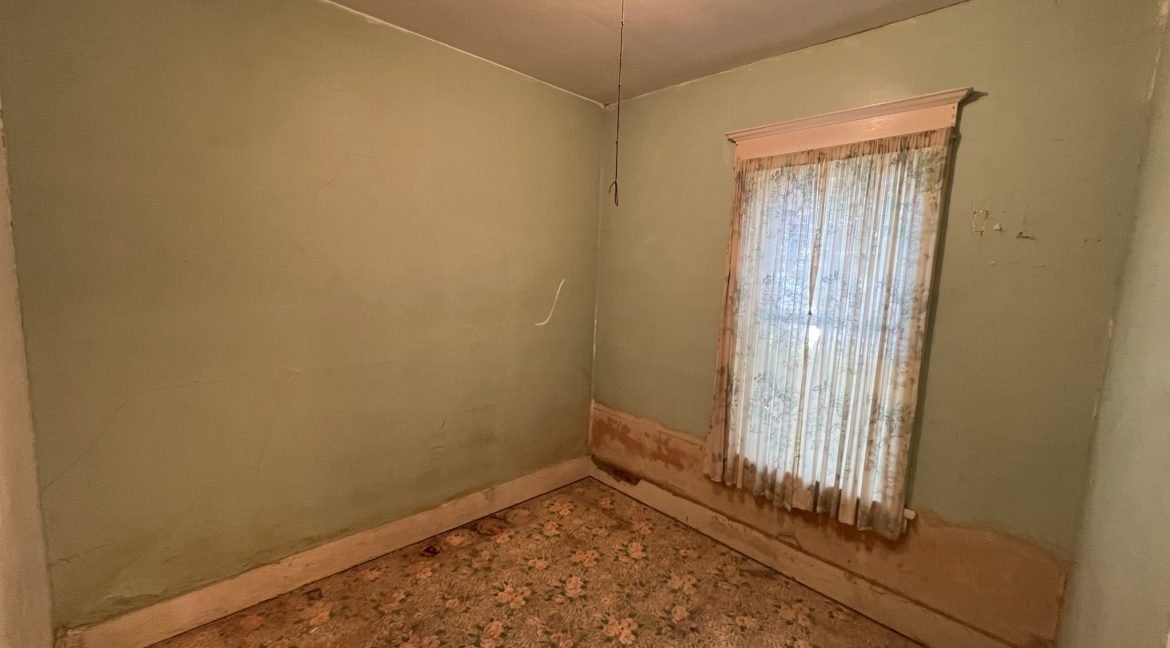224 Melrose E 027