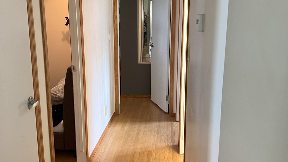 404 Edward W 042