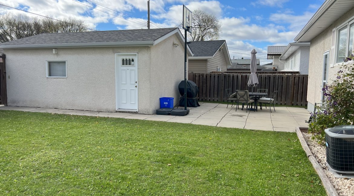 404 Edward W 073
