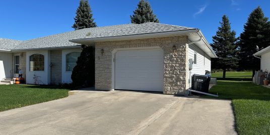 5 Eagle Dr. Carman MB.
