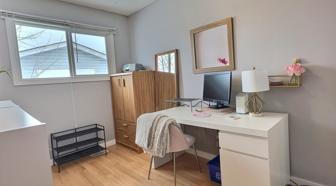 860 McMeans_bedroom 22