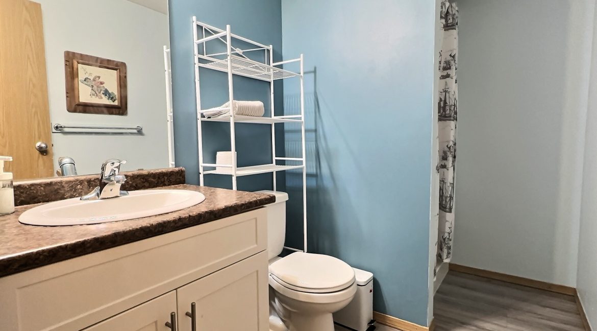 124 Granville_IMG_2343