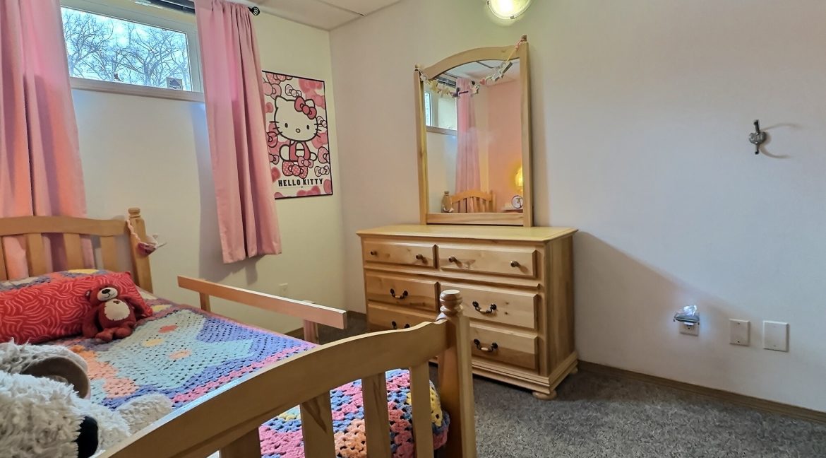 124 Granville_IMG_2347