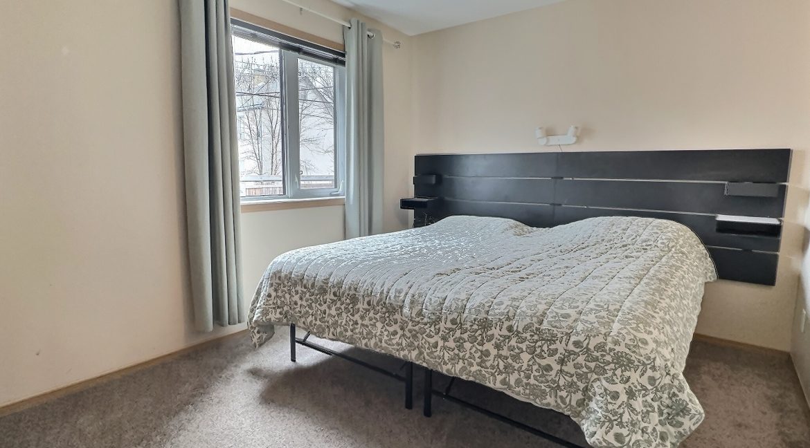 124 Granville_IMG_2351