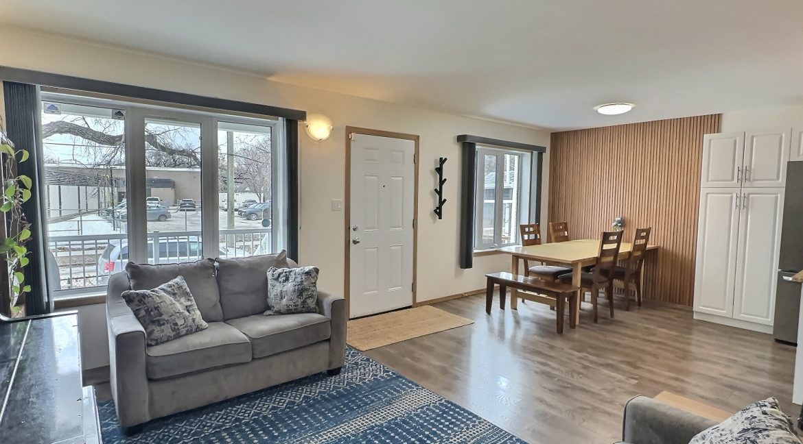 124 Granville_IMG_2357