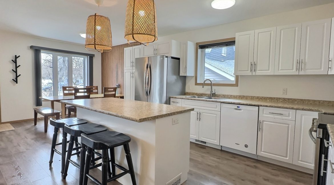 124 Granville_IMG_2361