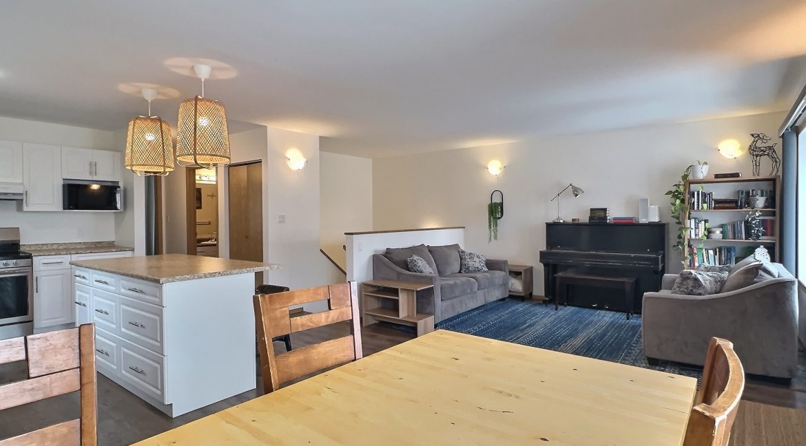 124 Granville_IMG_2362