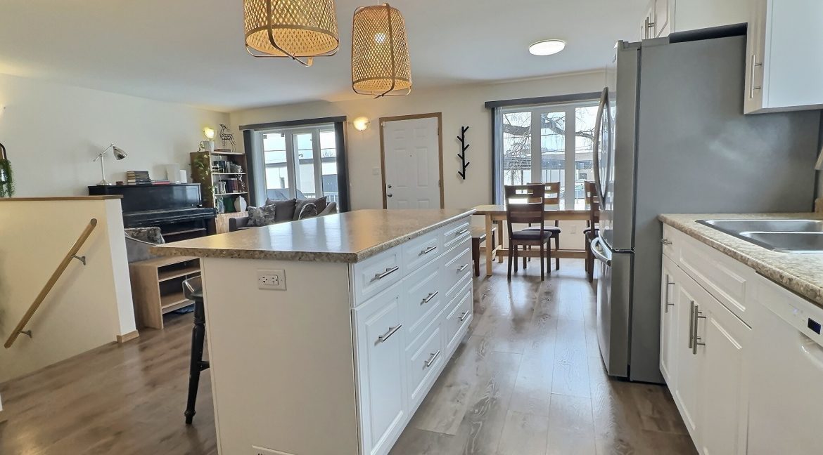 124 Granville_IMG_2366