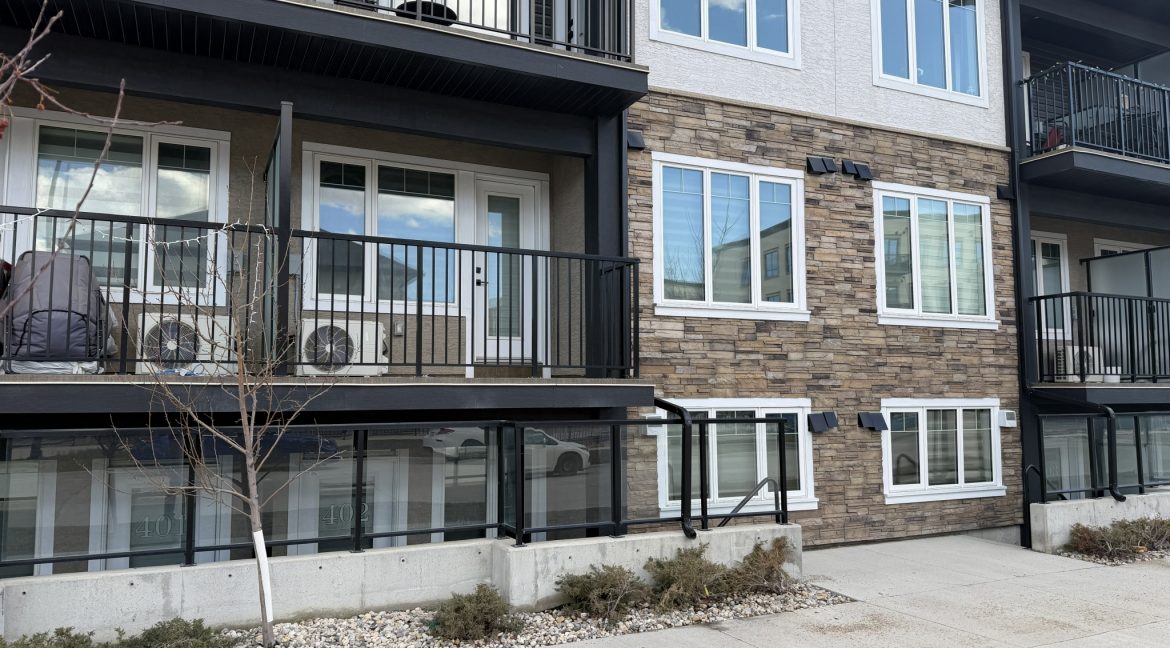 402-325 Park E 0001