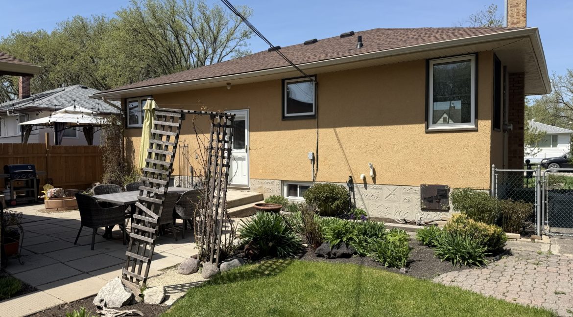 118 Whittier W 007