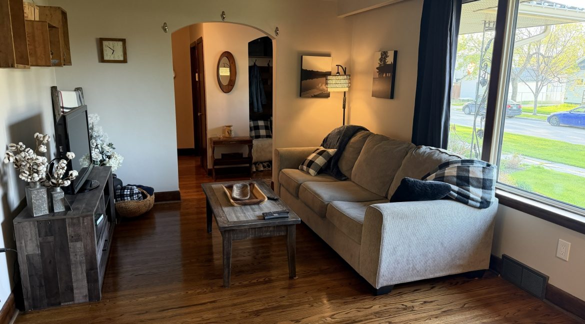118 Whittier W 022