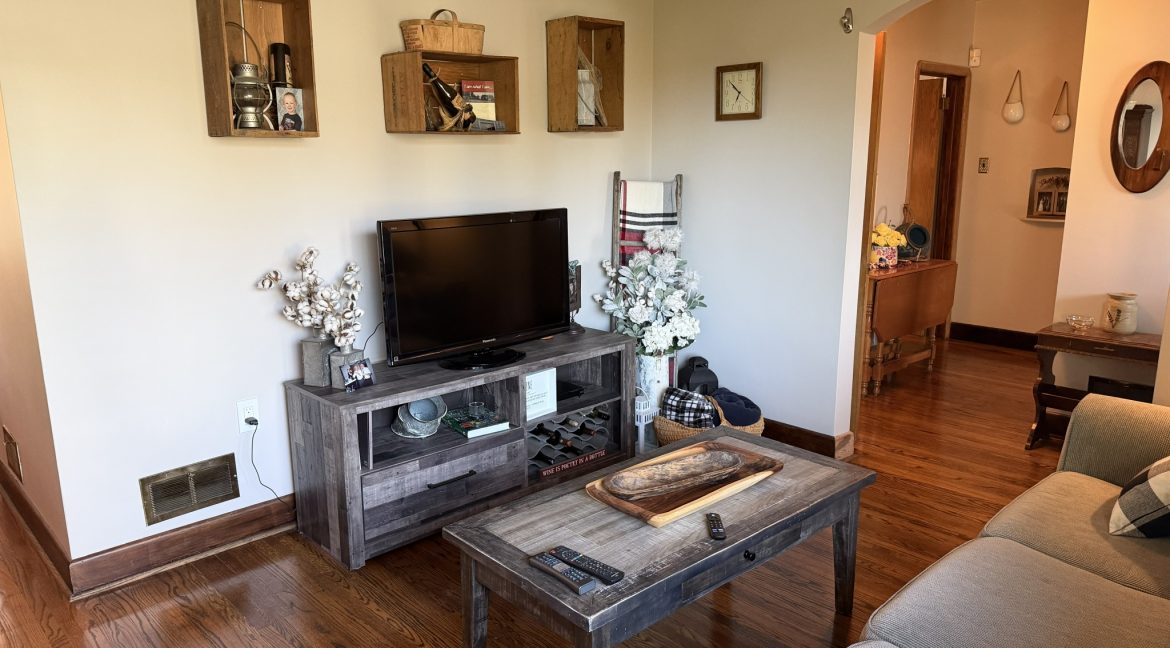 118 Whittier W 026