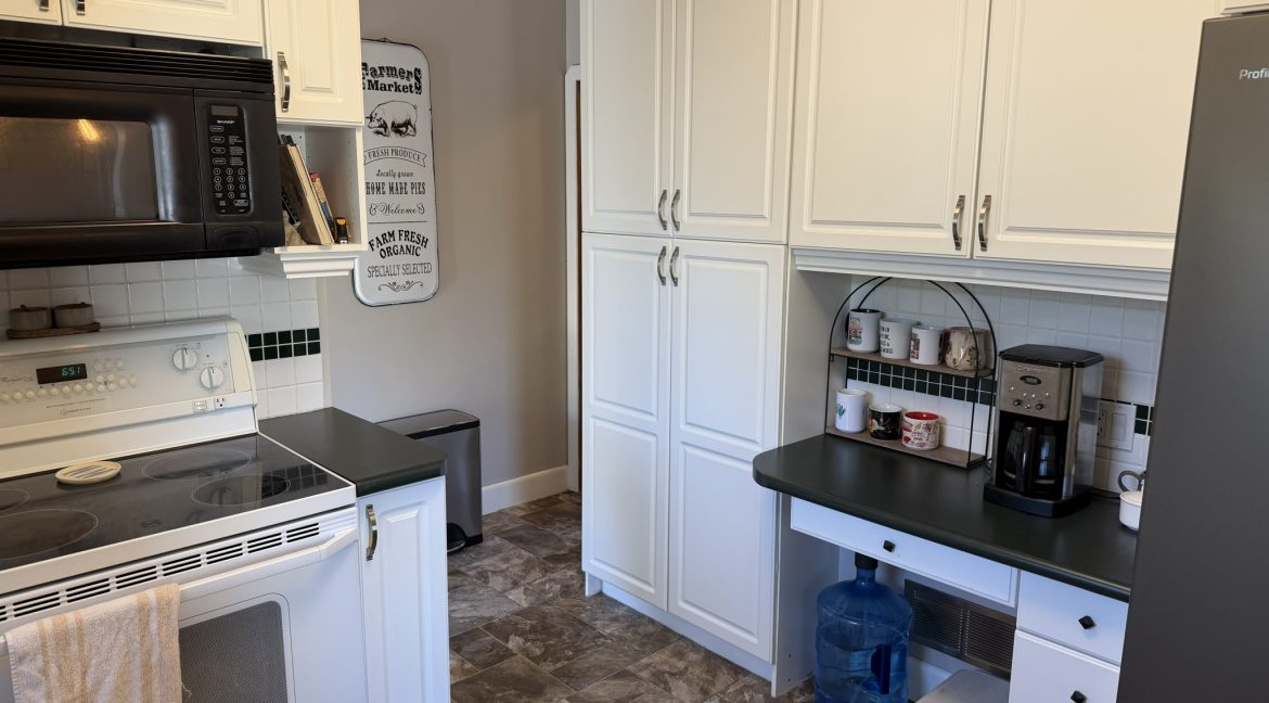 118 Whittier W 033