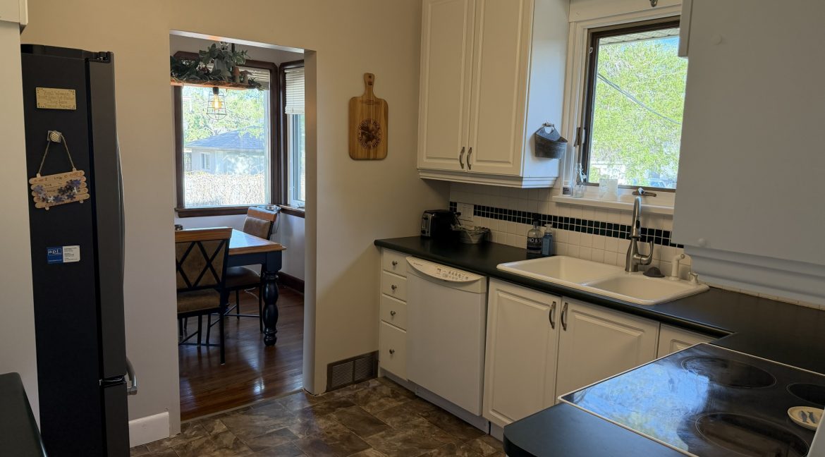 118 Whittier W 034