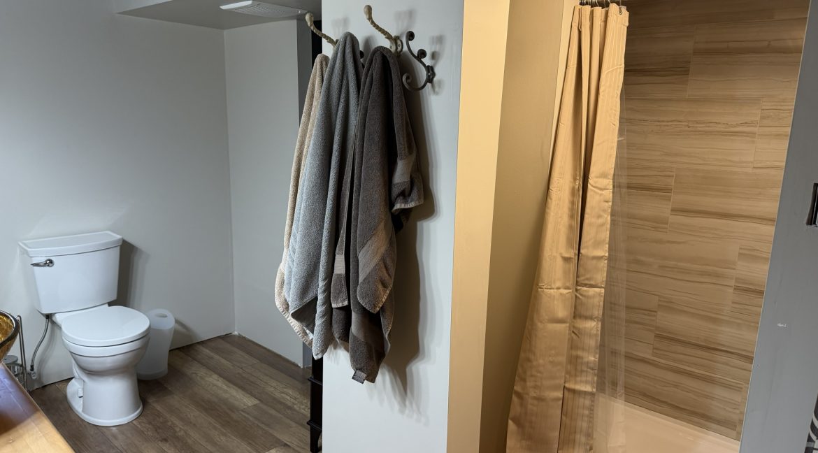118 Whittier W 072