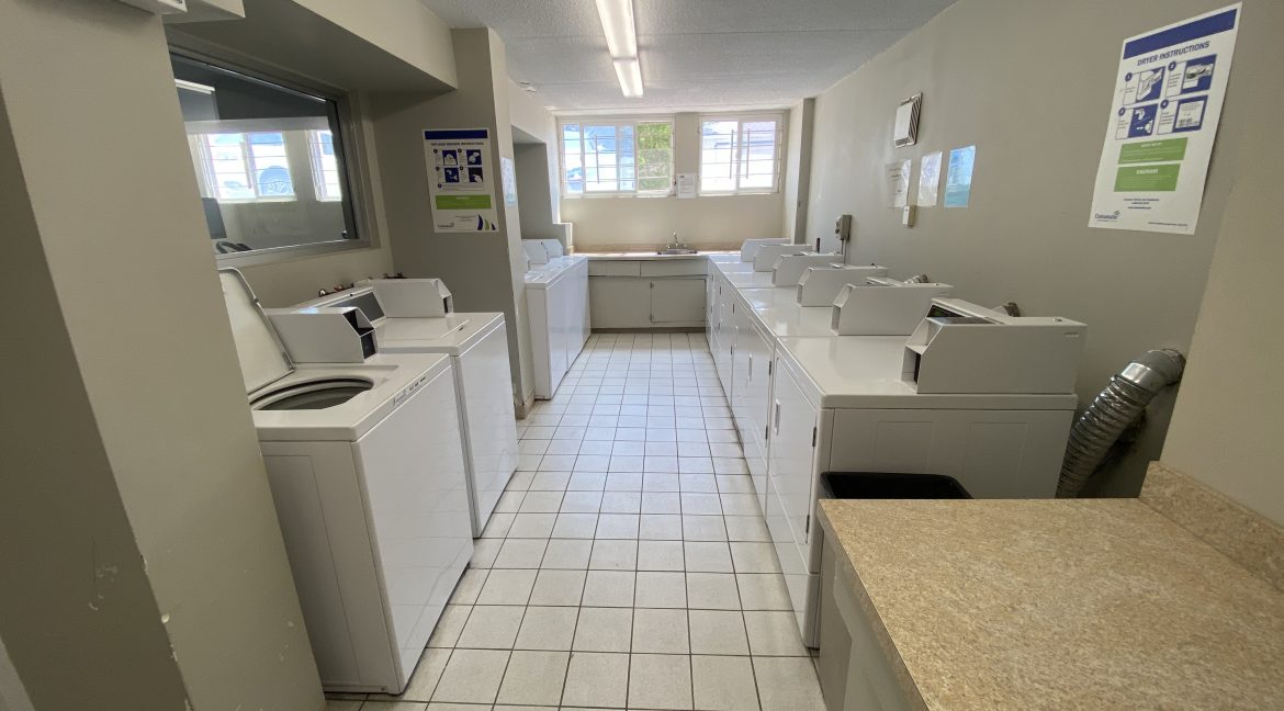 411-1030 Grant_ Laundry 2