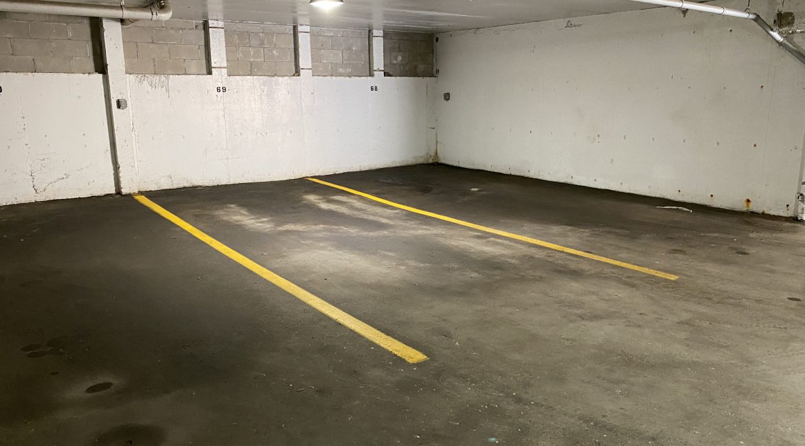 411-1030 Grant_ Parking