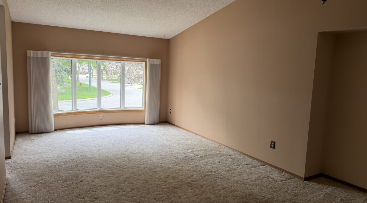 70 Sand Point 012