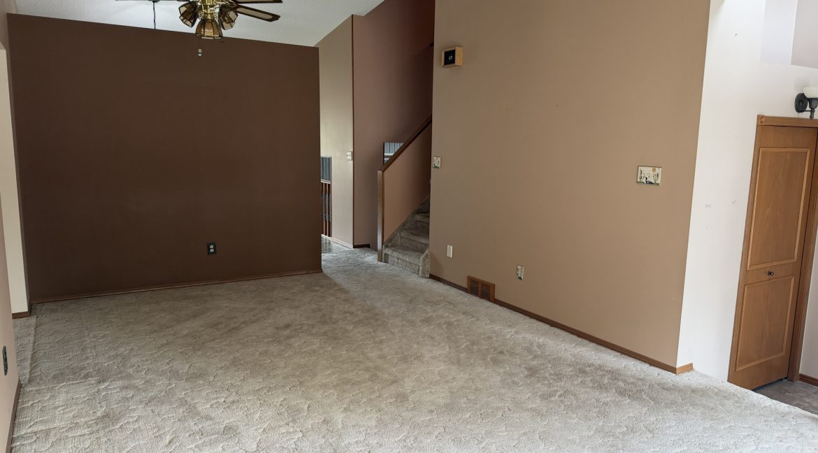 70 Sand Point 014