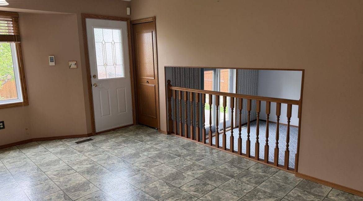 70 Sand Point 025