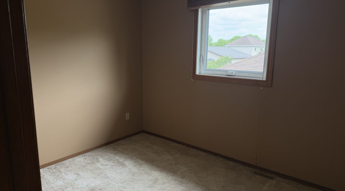 70 Sand Point 036