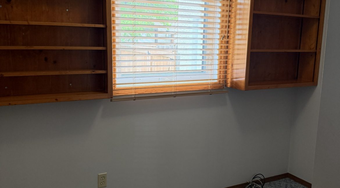 70 Sand Point 049