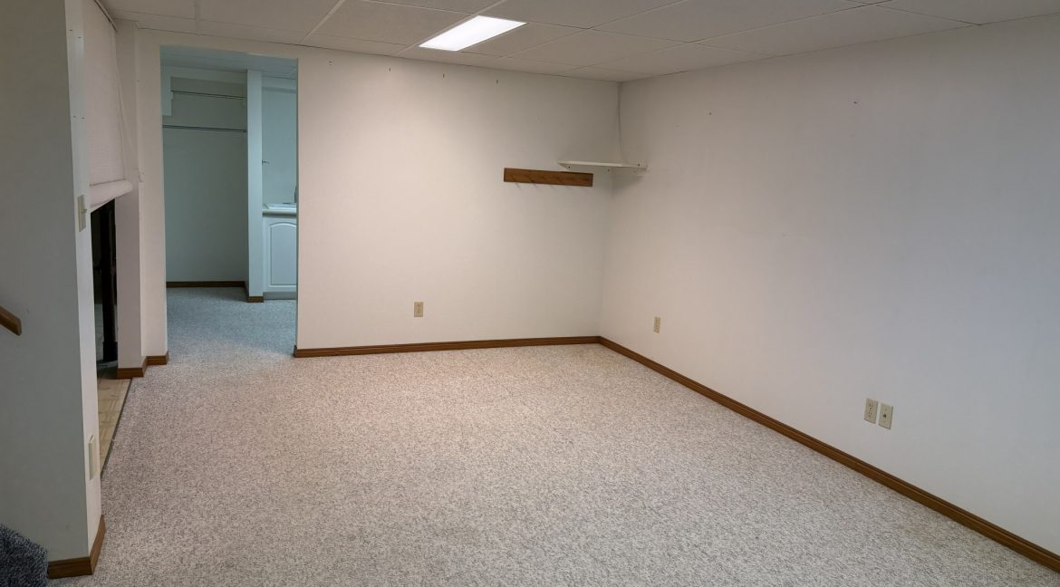 70 Sand Point 062