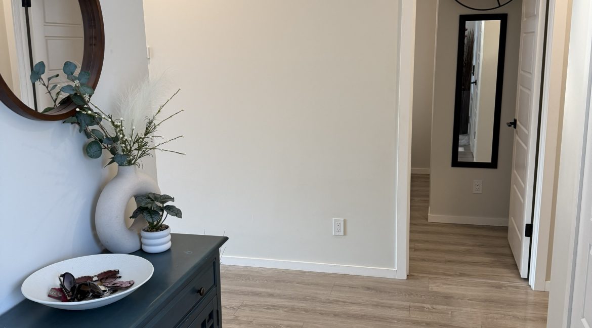 395 Big Bluestem Rd 050