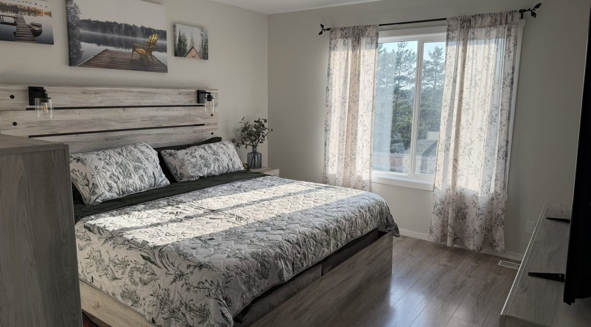 395 Big Bluestem Rd 052