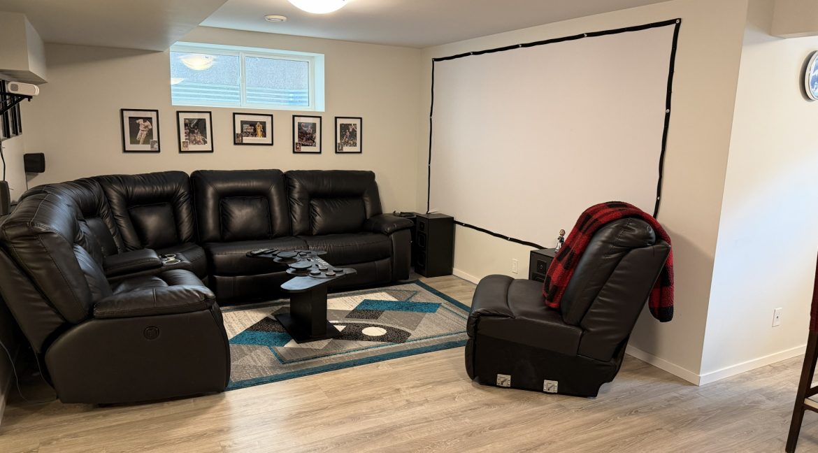 395 Big Bluestem Rd 082