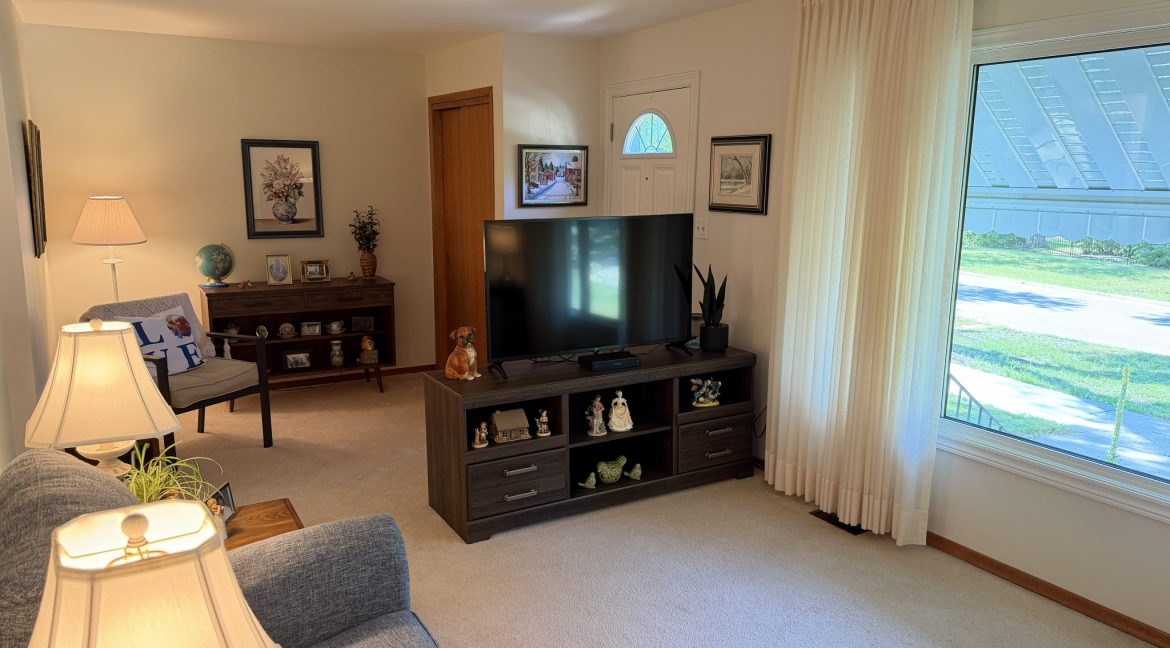 11 Park Circle 028