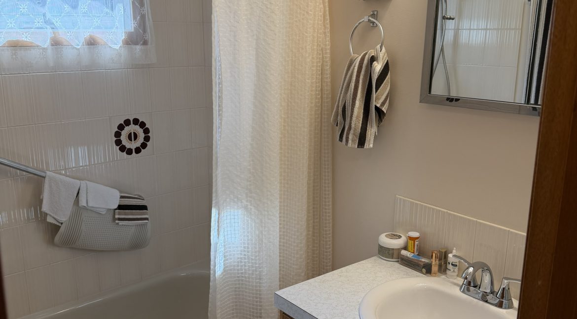 11 Park Circle 034