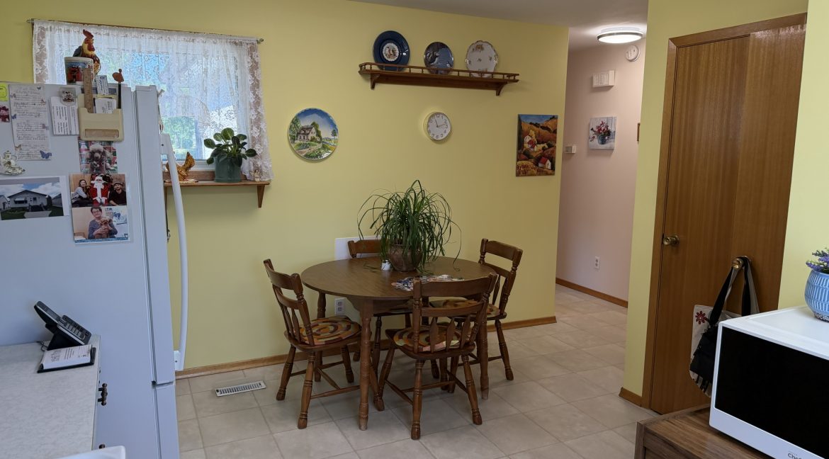11 Park Circle 051