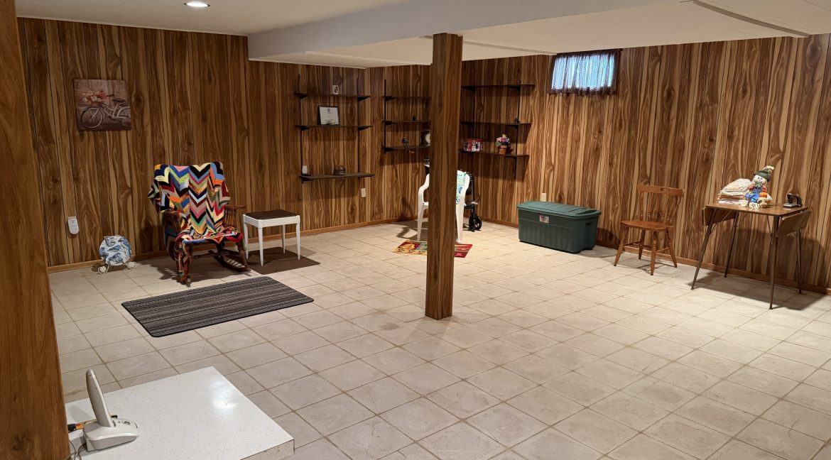 11 Park Circle 065