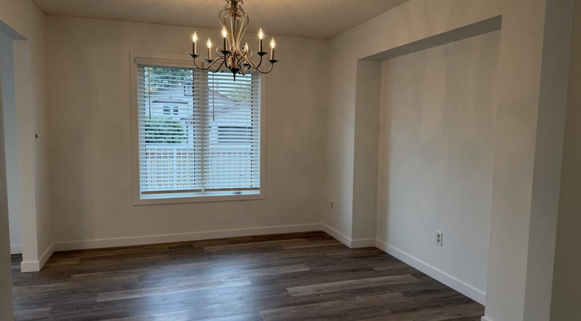 90 Spring Meadow Cr 023