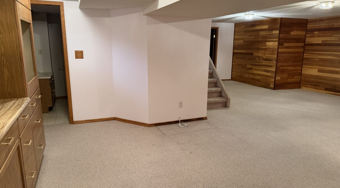 90 Spring Meadow Cr 076