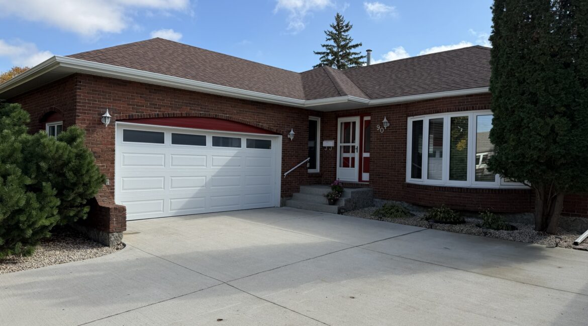 90 Spring Meadow Cr n0005