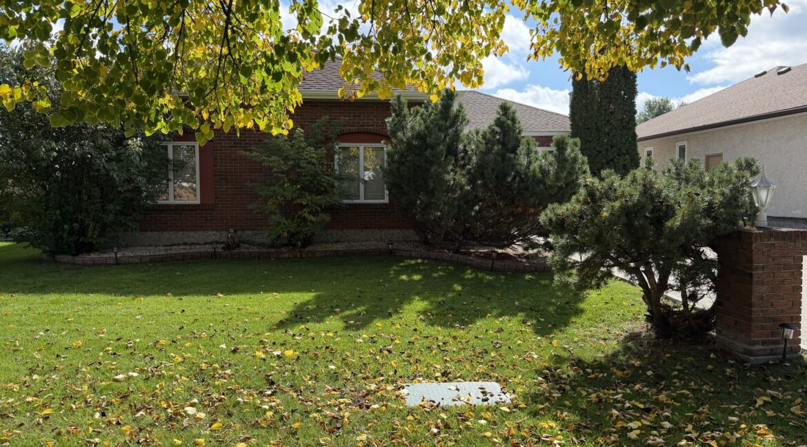 90 Spring Meadow Cr n0010